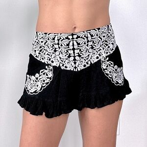 LF Angel Biba skort black w white embroidery size 6UK /2 US, 35% cotton 65% poly